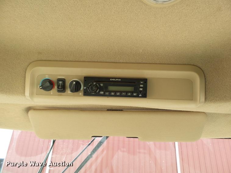 image for item L1502 2010 John Deere 9770 combine