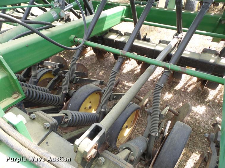 image for item L6651 (2) John Deere 750 no-till grain drills