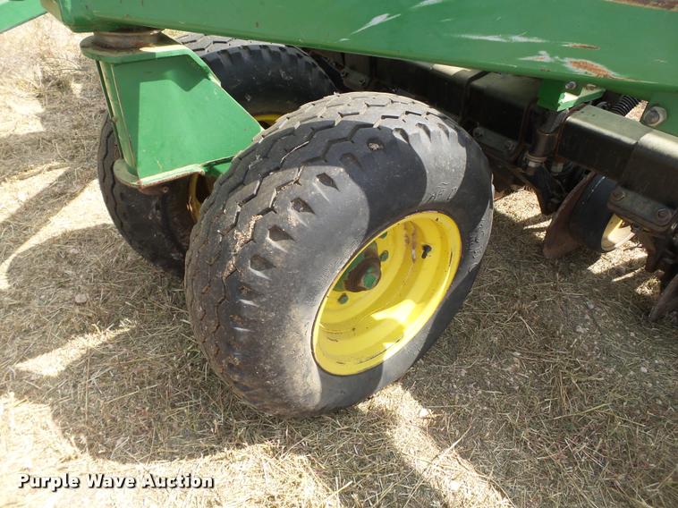 image for item L6651 (2) John Deere 750 no-till grain drills