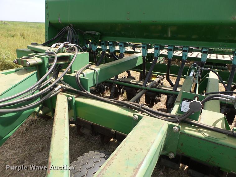 image for item L6651 (2) John Deere 750 no-till grain drills