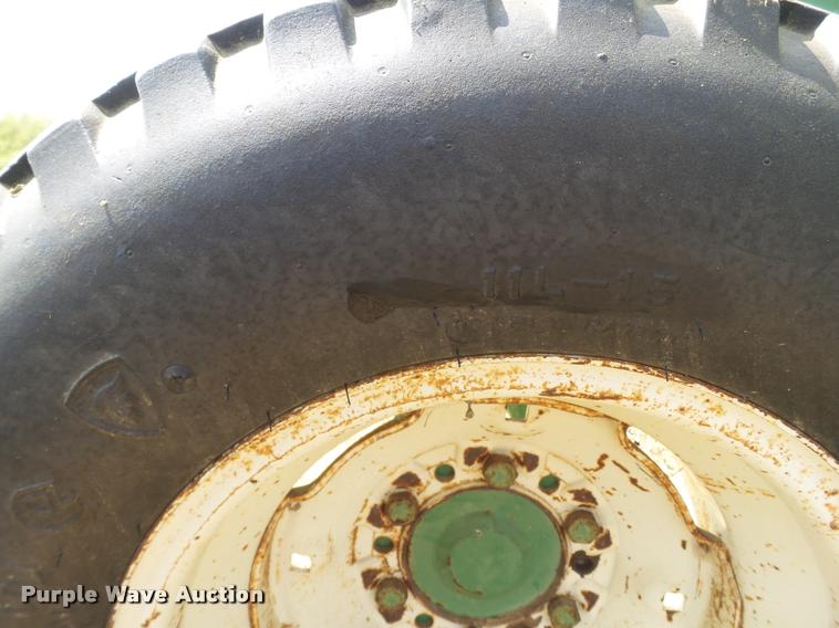 image for item L6651 (2) John Deere 750 no-till grain drills