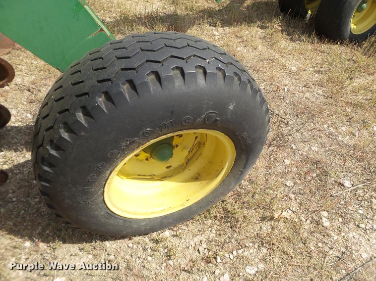 image for item L6651 (2) John Deere 750 no-till grain drills