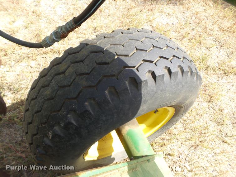 image for item L6651 (2) John Deere 750 no-till grain drills