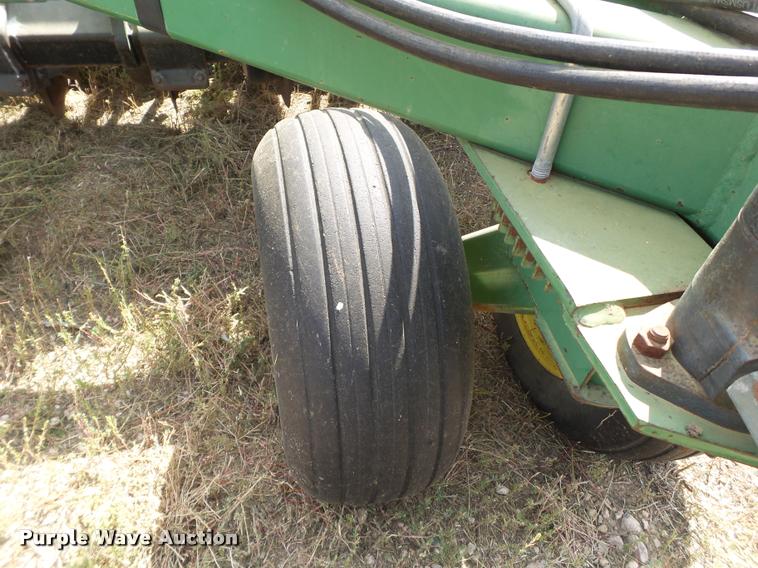 image for item L6651 (2) John Deere 750 no-till grain drills