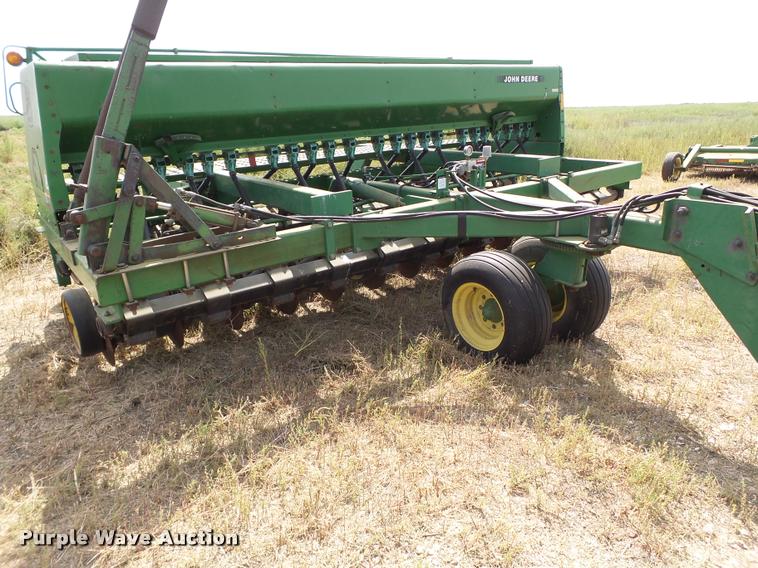 image for item L6651 (2) John Deere 750 no-till grain drills