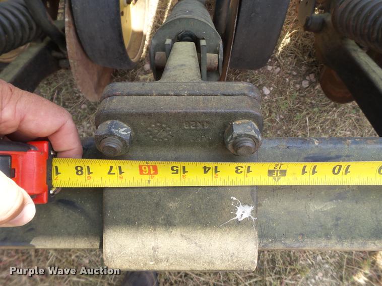 image for item L6651 (2) John Deere 750 no-till grain drills