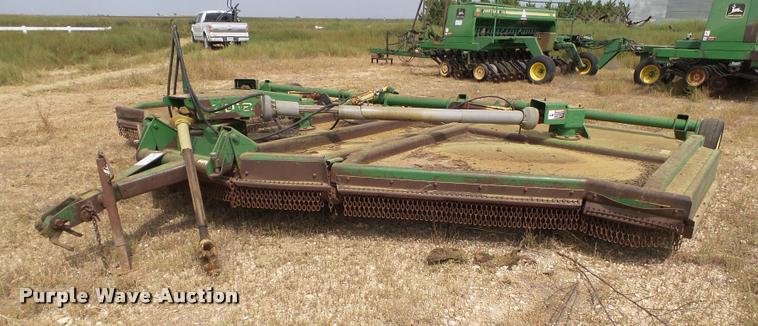 image for item L6652 John Deere 2018 batwing rotary mower