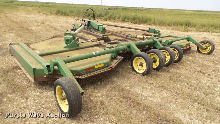 image for item L6652 John Deere 2018 batwing rotary mower