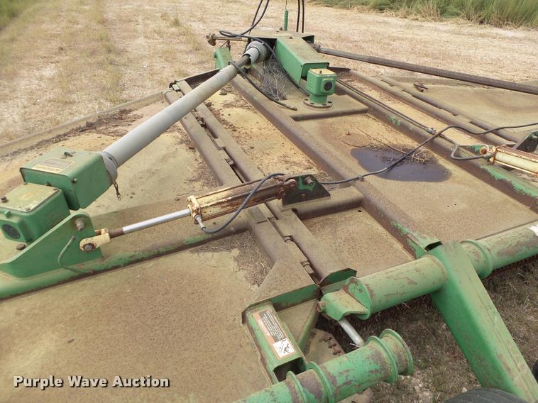 image for item L6652 John Deere 2018 batwing rotary mower