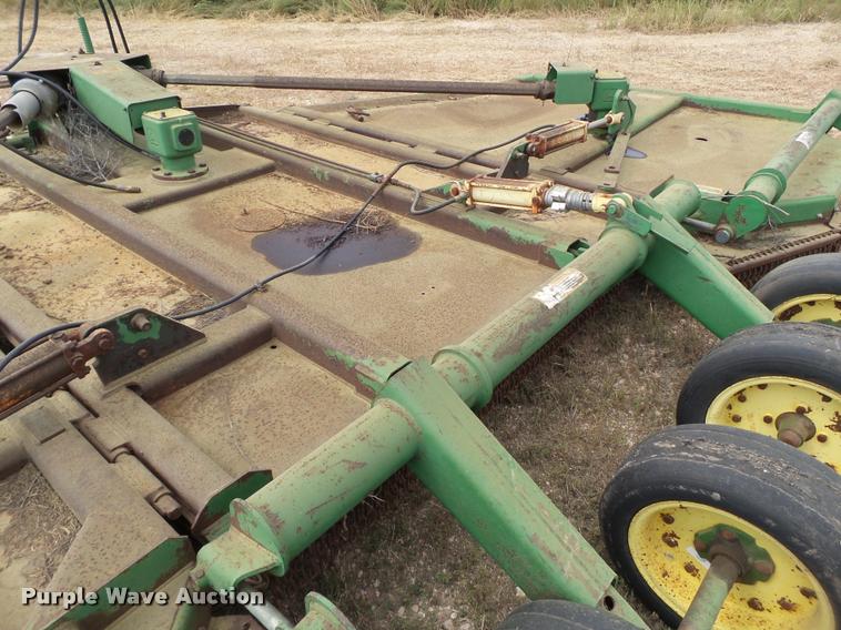image for item L6652 John Deere 2018 batwing rotary mower