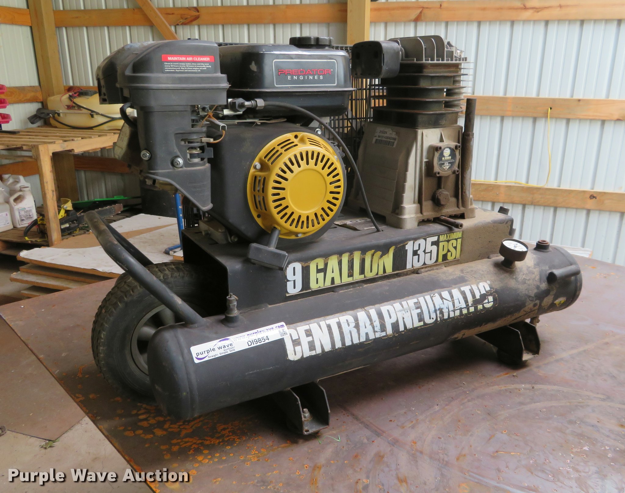 Central Pneumatic air compressor in Dexter, KS Item DI9854 sold