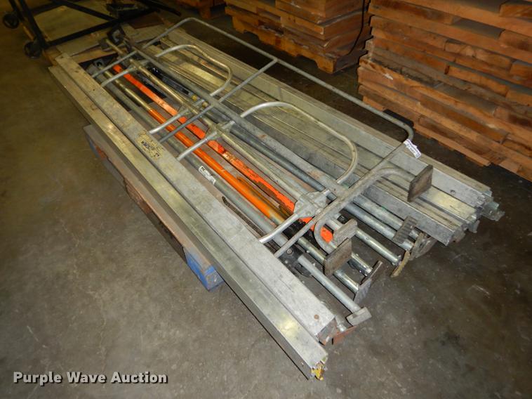 image for item BY9962 (18) trailer load bars