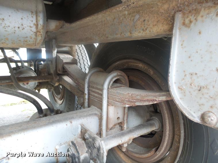 image for item DB7398 1980 Trailmobile dry van trailer