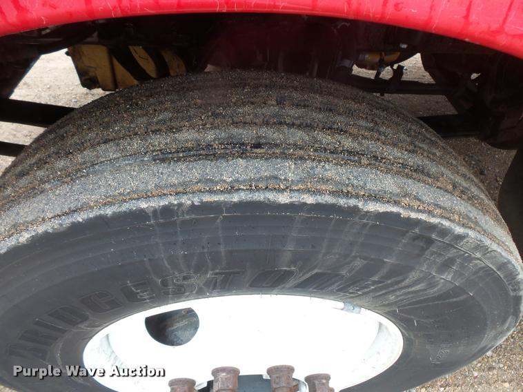 image for item DB8169 2003 Kenworth T600 semi truck