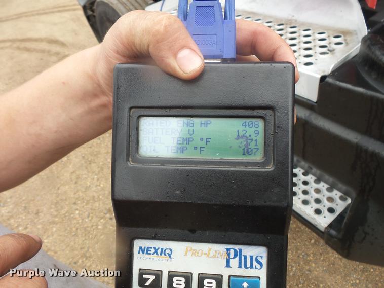 image for item DB8169 2003 Kenworth T600 semi truck