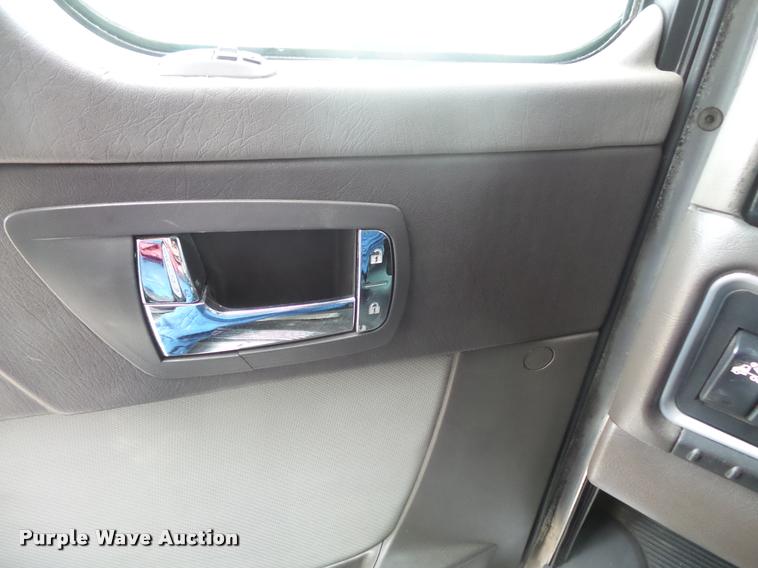 image for item DB8172 2007 Kenworth T800 semi truck