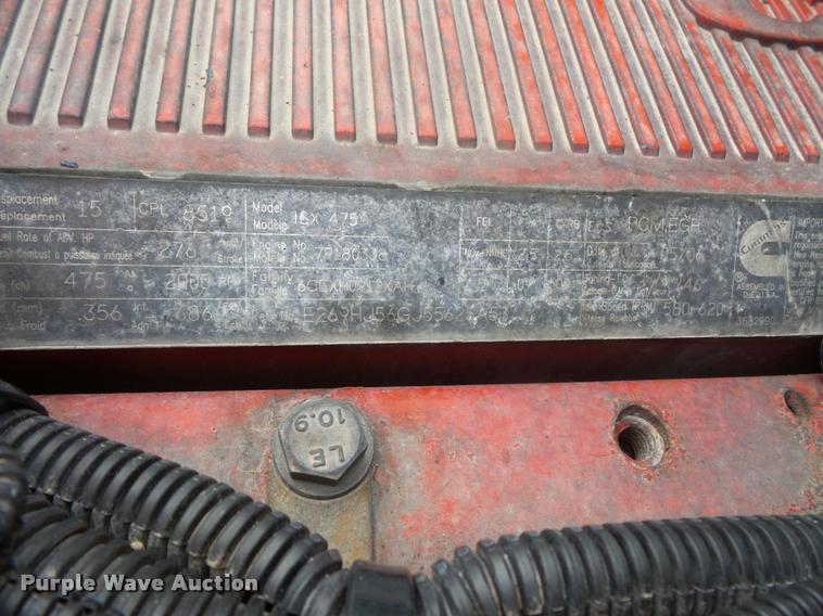 image for item DB8172 2007 Kenworth T800 semi truck