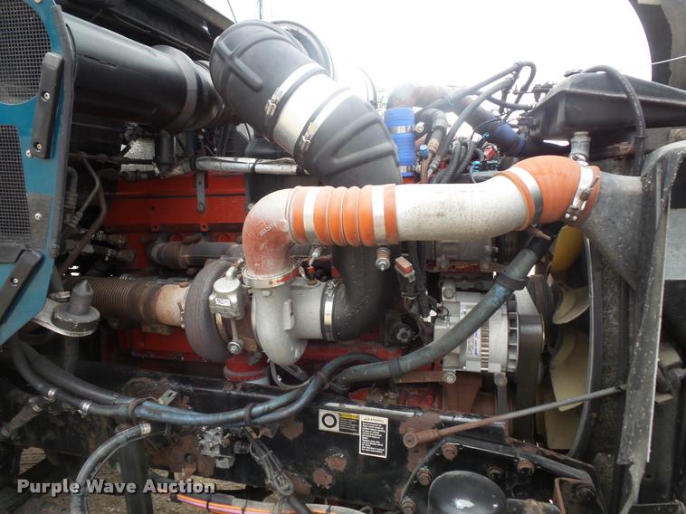 image for item DB8172 2007 Kenworth T800 semi truck