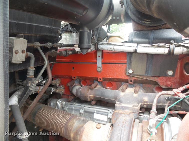 image for item DB8172 2007 Kenworth T800 semi truck