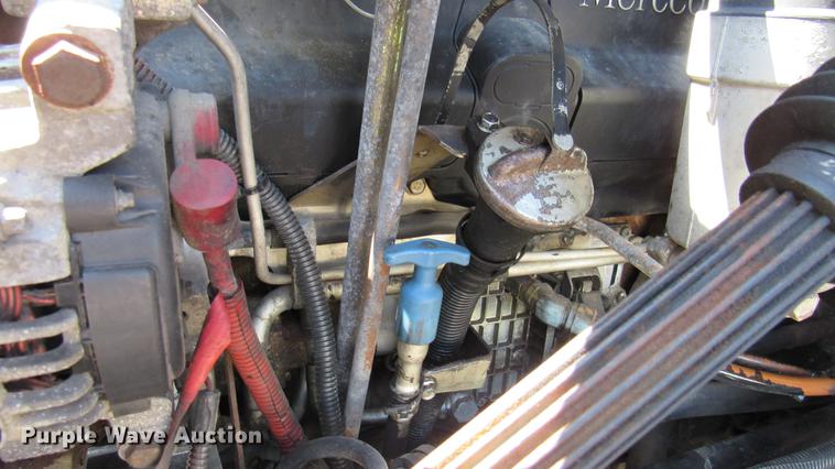 image for item DC2247 2007 Sterling A9500 semi truck