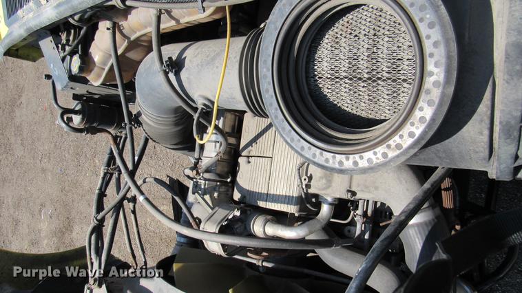 image for item DC2247 2007 Sterling A9500 semi truck