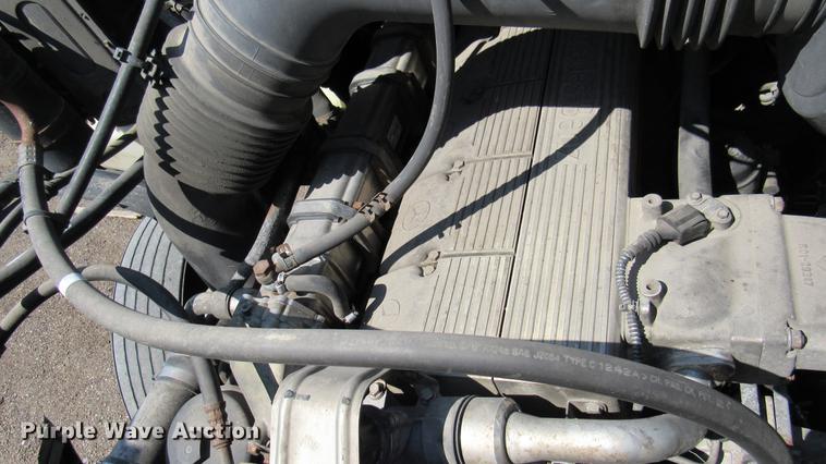 image for item DC2247 2007 Sterling A9500 semi truck