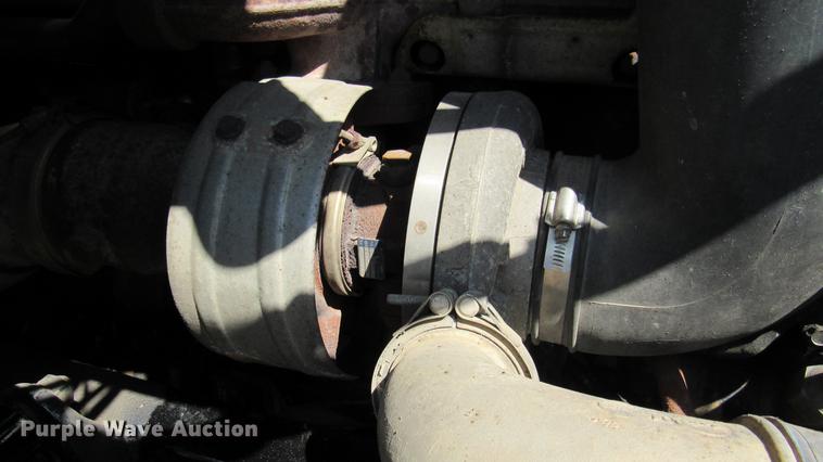 image for item DC2247 2007 Sterling A9500 semi truck