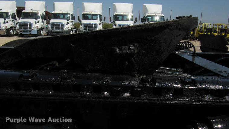 image for item DC2247 2007 Sterling A9500 semi truck