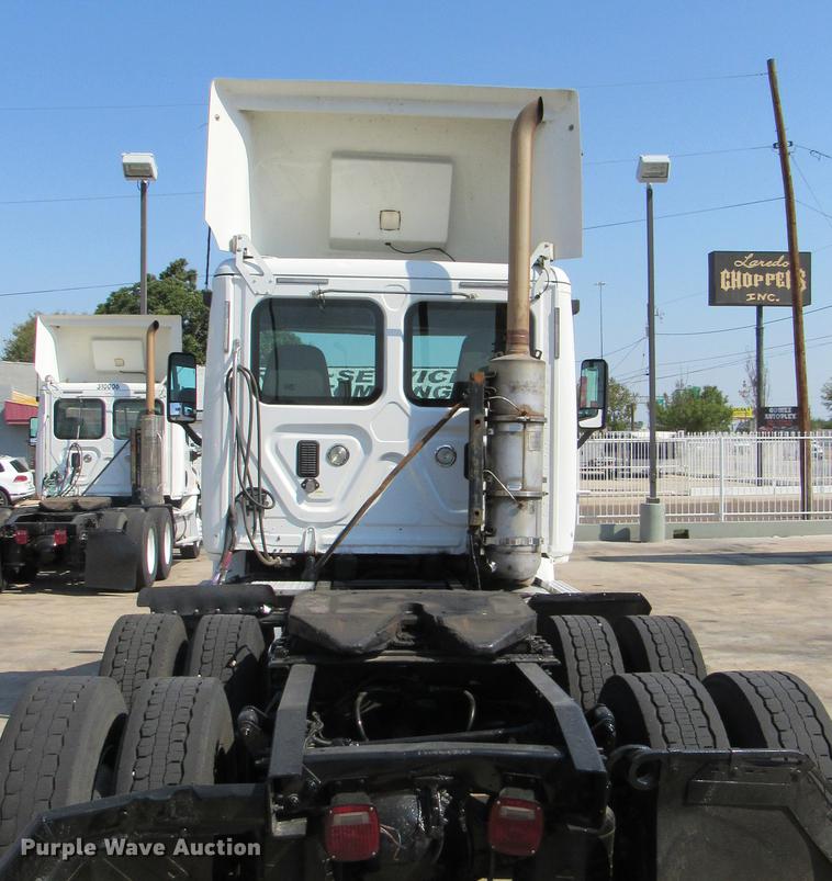 image for item DC2248 2010 Freightliner Cascadia CA113DC semi truck