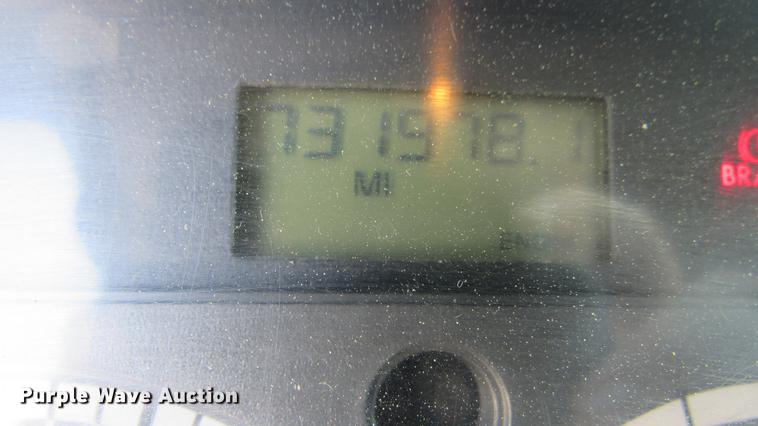 image for item DC2248 2010 Freightliner Cascadia CA113DC semi truck