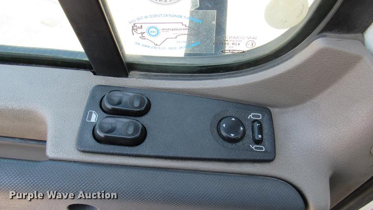 image for item DC2248 2010 Freightliner Cascadia CA113DC semi truck