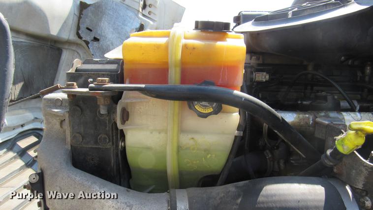 image for item DC2248 2010 Freightliner Cascadia CA113DC semi truck