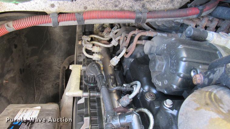 image for item DC2248 2010 Freightliner Cascadia CA113DC semi truck