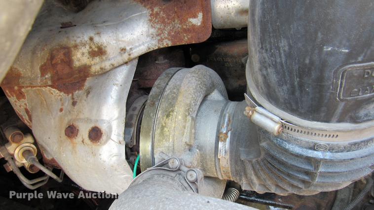 image for item DC2248 2010 Freightliner Cascadia CA113DC semi truck