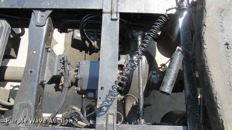 image for item DC2248 2010 Freightliner Cascadia CA113DC semi truck