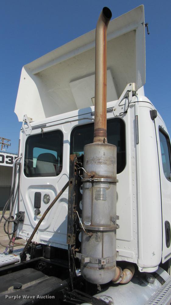 image for item DC2248 2010 Freightliner Cascadia CA113DC semi truck