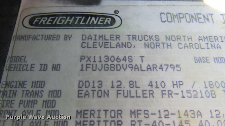 image for item DC2248 2010 Freightliner Cascadia CA113DC semi truck