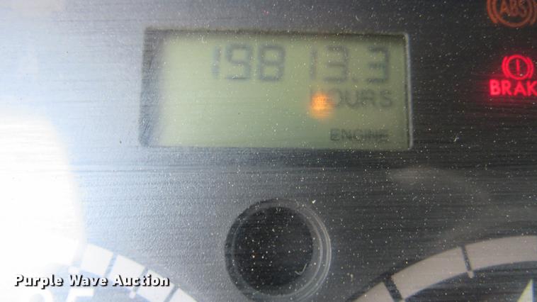 image for item DC2249 2010 Freightliner Cascadia semi truck