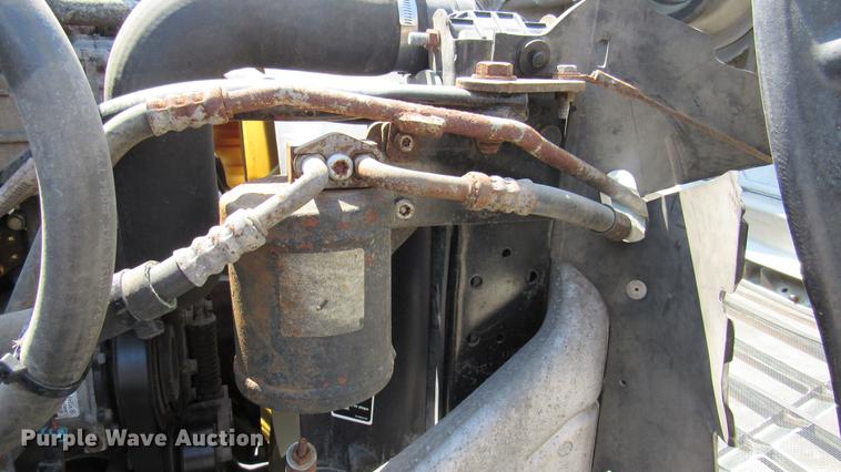 image for item DC2249 2010 Freightliner Cascadia semi truck