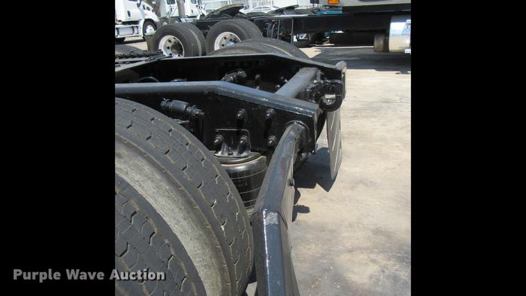 image for item DC2249 2010 Freightliner Cascadia semi truck