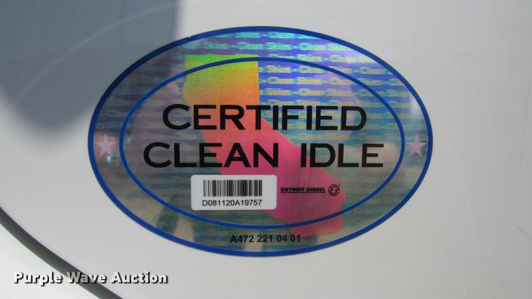 image for item DC2249 2010 Freightliner Cascadia semi truck