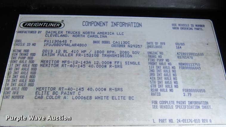 image for item DC2249 2010 Freightliner Cascadia semi truck