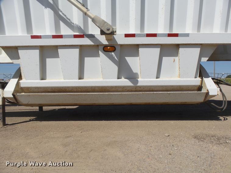 image for item DC3873 2012 Construction Specialist Packmule BDT-40 bottom dump trailer