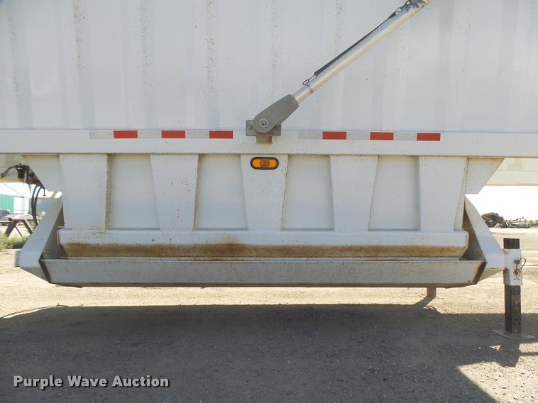 image for item DC3873 2012 Construction Specialist Packmule BDT-40 bottom dump trailer