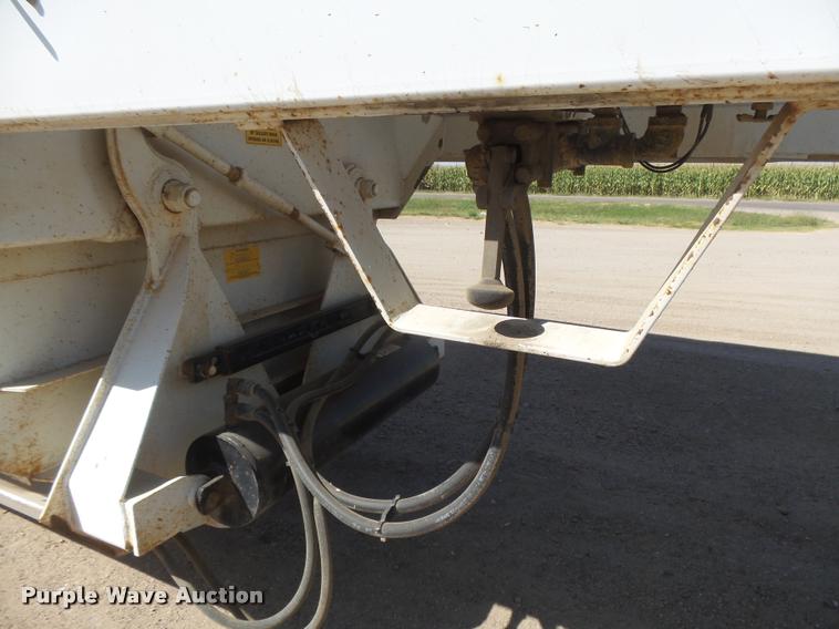 image for item DC3873 2012 Construction Specialist Packmule BDT-40 bottom dump trailer