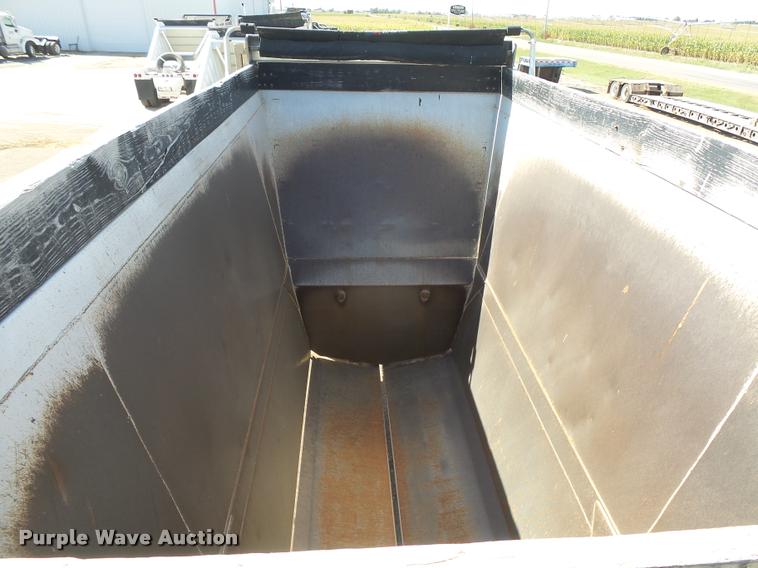 image for item DC3873 2012 Construction Specialist Packmule BDT-40 bottom dump trailer