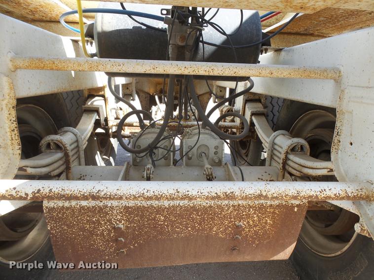 image for item DC3873 2012 Construction Specialist Packmule BDT-40 bottom dump trailer