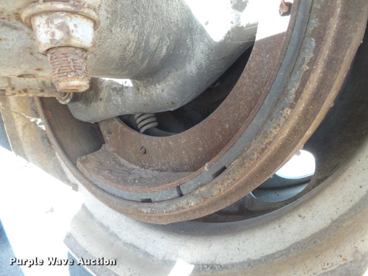 image for item DC3873 2012 Construction Specialist Packmule BDT-40 bottom dump trailer