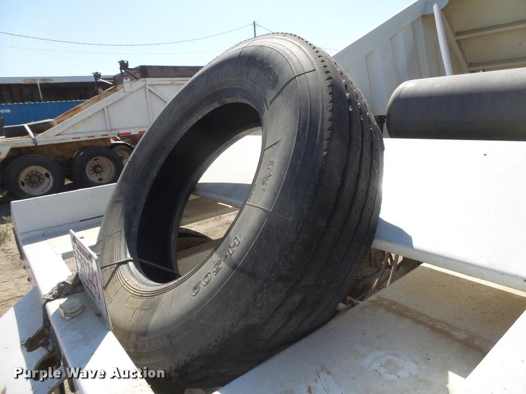 image for item DC3873 2012 Construction Specialist Packmule BDT-40 bottom dump trailer