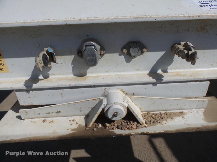 image for item DC3874 2012 Construction Specialist Packmule BDT-40 bottom dump trailer